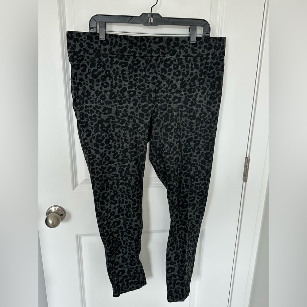 LOFT Leopard Ponte Pants